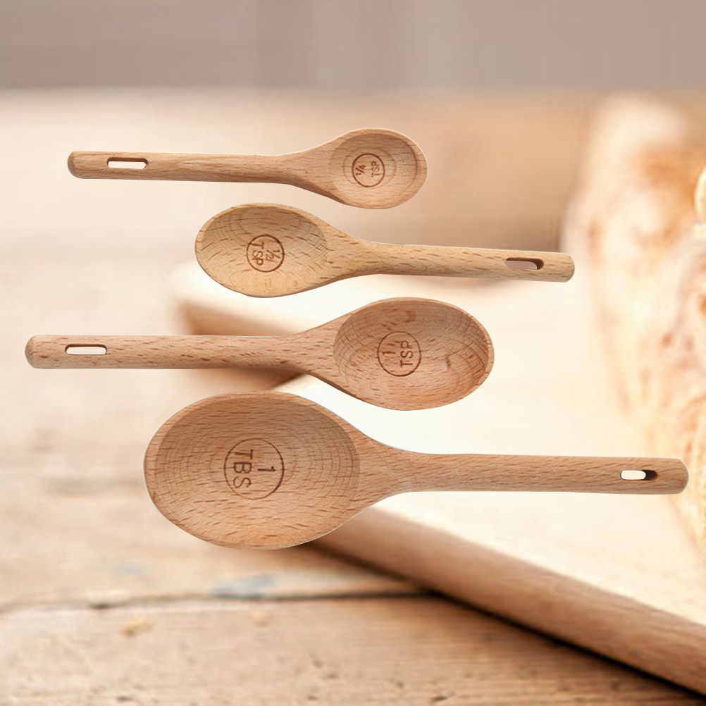 Kitchen Baking Utensil Set - ชุดช้อนตวงไม้ 4 ชิ้น ทำจากไม้บีช สลักลาย ช่วยให้การตวงแม่นยำ