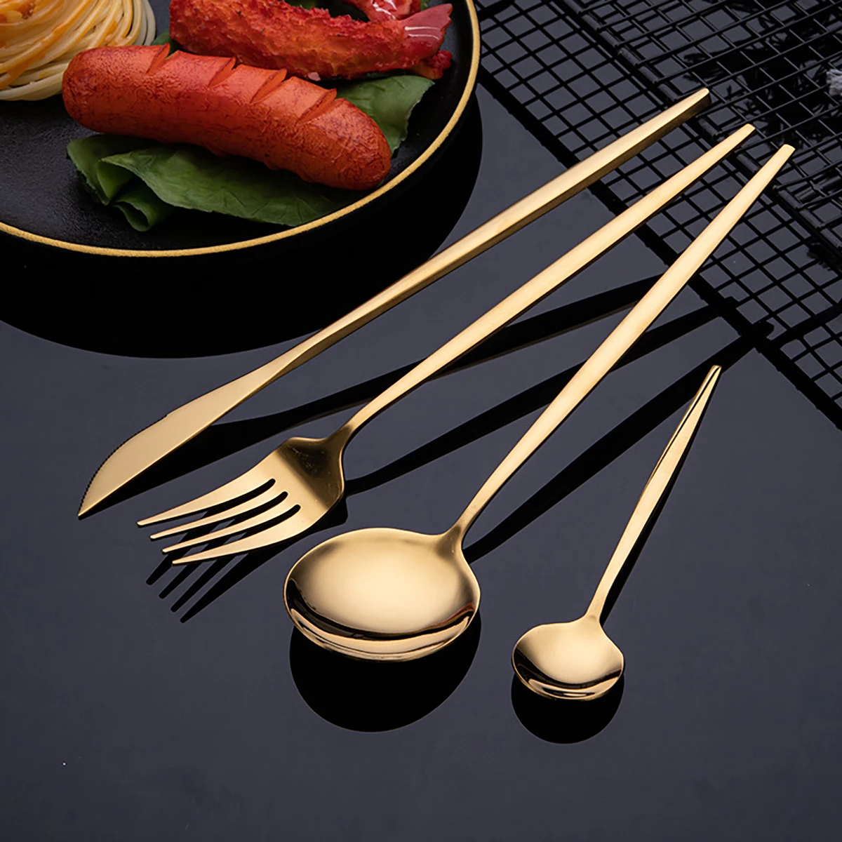 อุปกรณ์ทานอาหารสีทอง16ชิ้นทำจา - Kitchen Baking Utensil Set บทวิจารณ์และราคา
